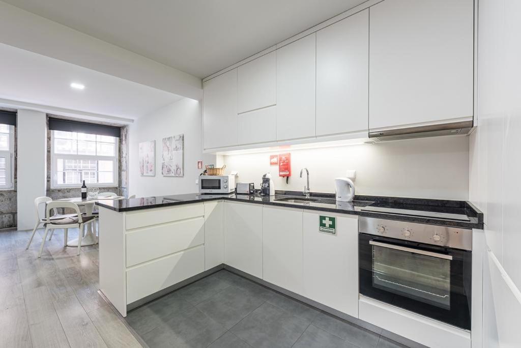 Oporto Downtown View Apartment Buitenkant foto